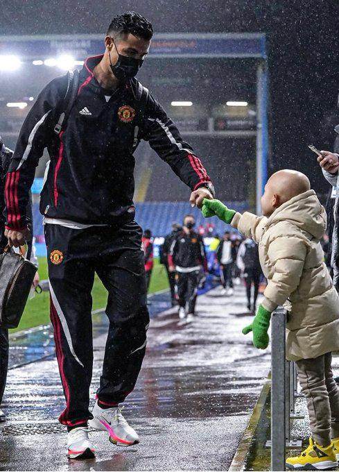 1644746423251094426.jpg 22.jpg